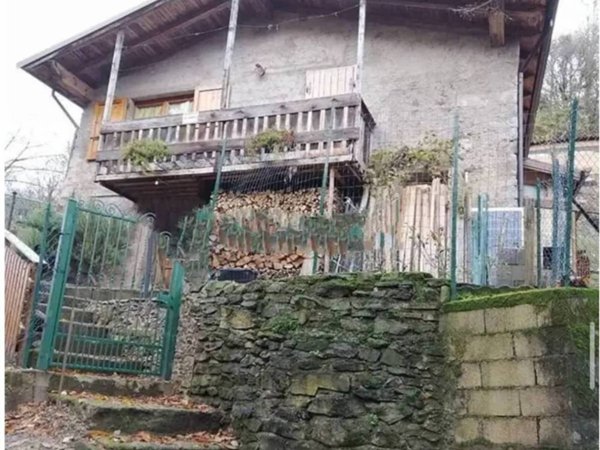 locale commerciale in vendita a Vestone