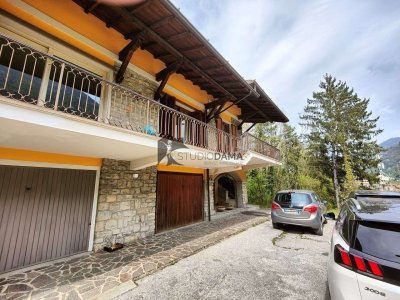 casa indipendente in vendita a Vestone