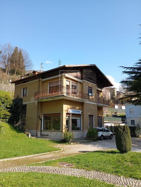 casa indipendente in vendita a Vestone