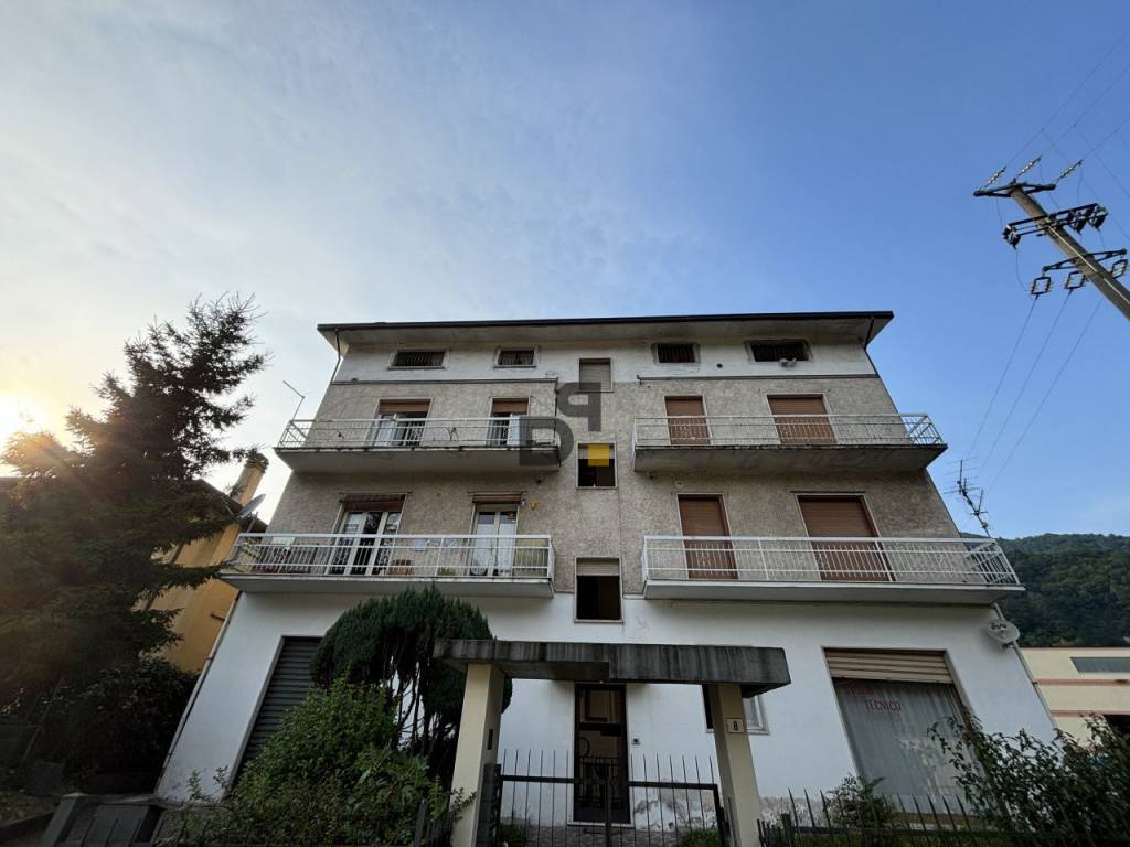 appartamento in vendita a Vestone in zona Promo