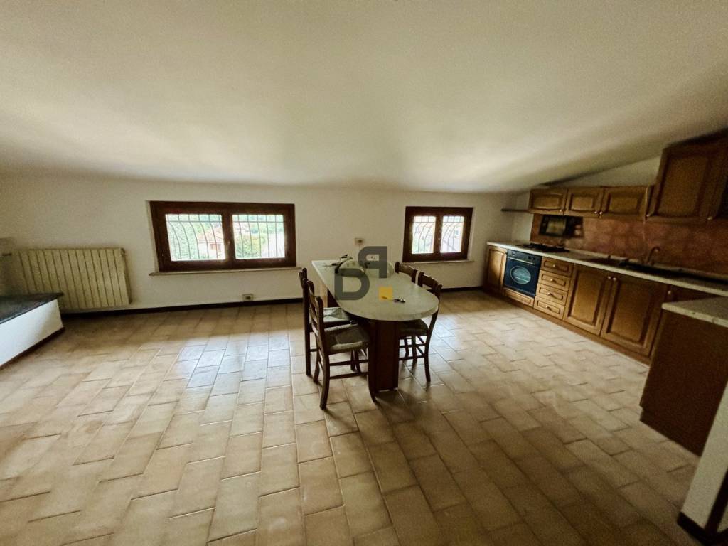 appartamento in vendita a Vestone in zona Promo