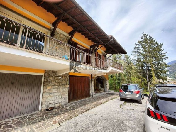 casa indipendente in vendita a Vestone