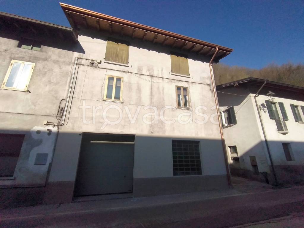 casa indipendente in vendita a Vestone
