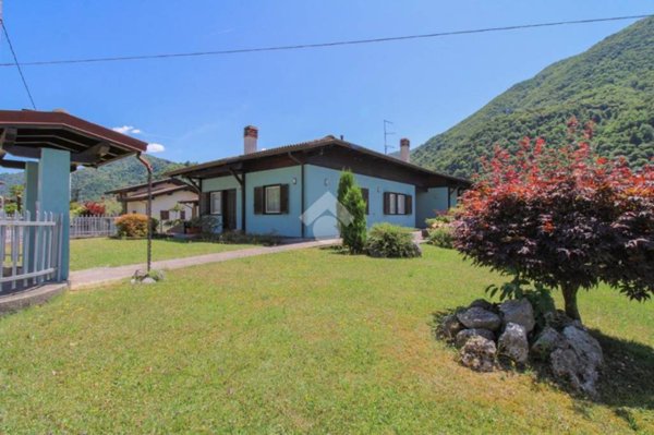 casa indipendente in vendita a Vestone in zona Mocenigo / Capparola