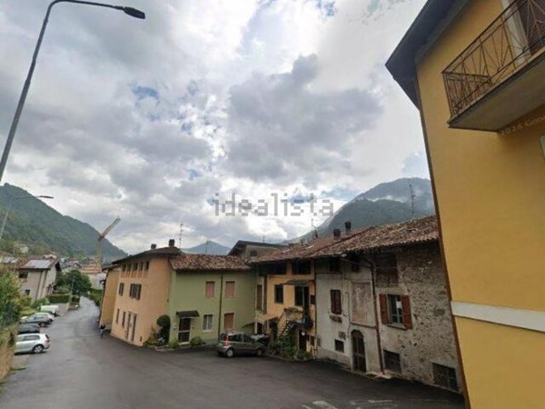 casa indipendente in vendita a Vestone