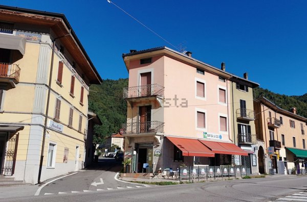appartamento in vendita a Vestone in zona Nozza