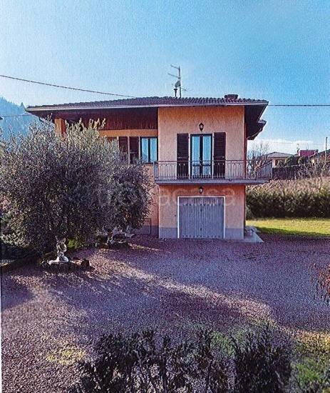 casa indipendente in vendita a Vestone