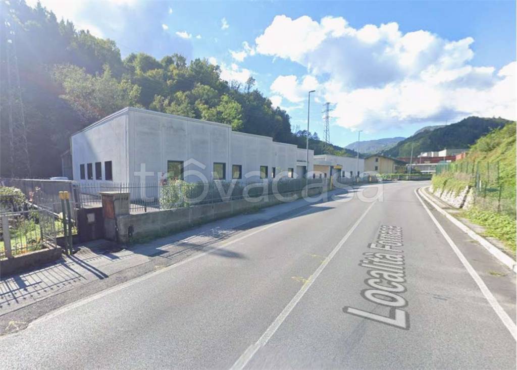 negozio in vendita a Vestone in zona Nozza
