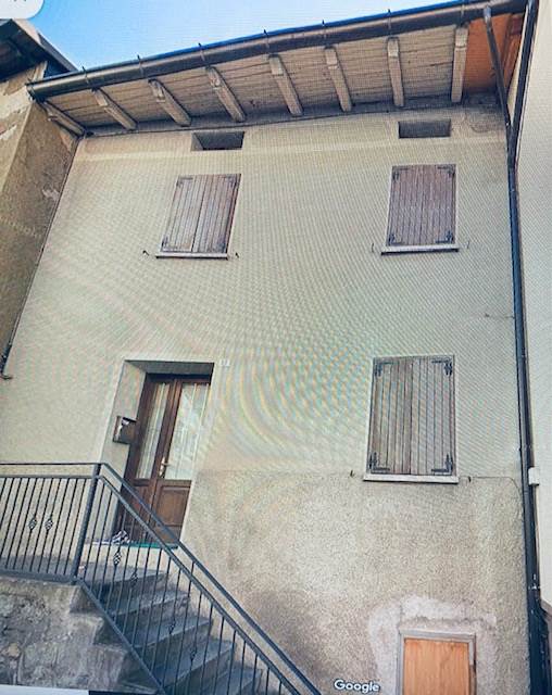 casa indipendente in vendita a Vezza d'Oglio