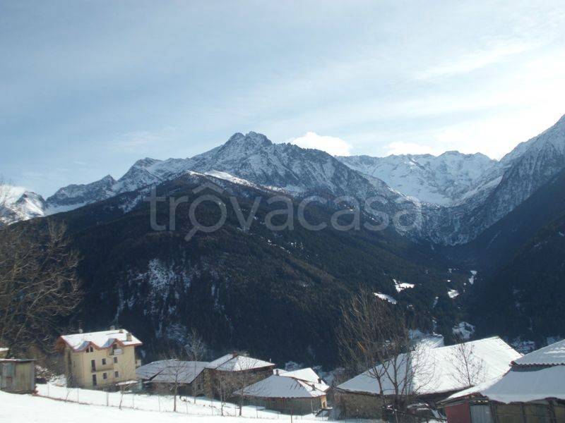 negozio in vendita a Vezza d'Oglio in zona Tù