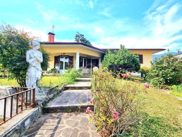 casa indipendente in vendita a Villa Carcina in zona Villa
