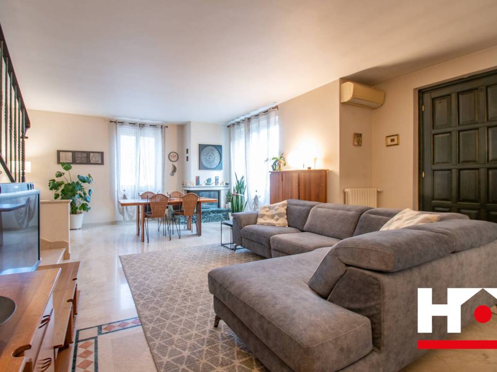 casa indipendente in vendita a Villa Carcina in zona Villa