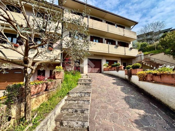 casa indipendente in vendita a Villa Carcina in zona Villa