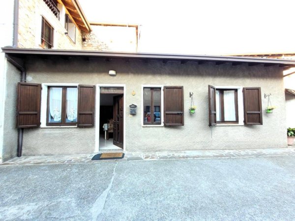 appartamento in vendita a Villa Carcina in zona Villa