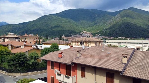 appartamento in vendita a Villa Carcina in zona Cailina