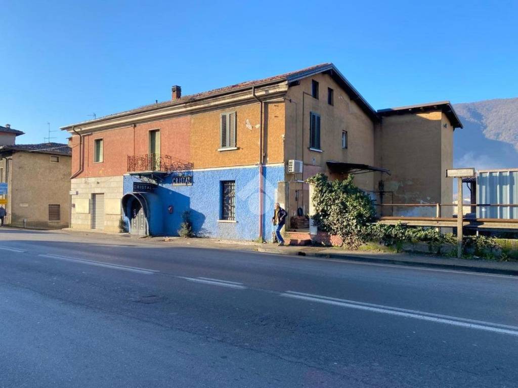 casa indipendente in vendita a Villa Carcina in zona Carcina