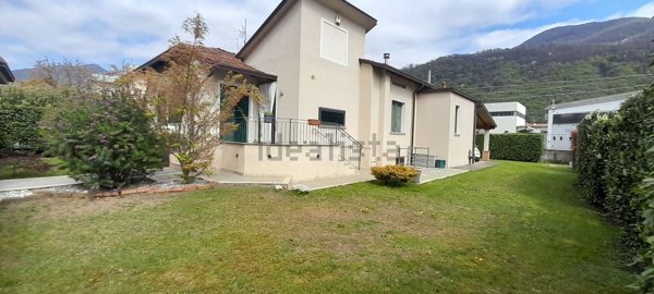 casa indipendente in vendita a Villa Carcina