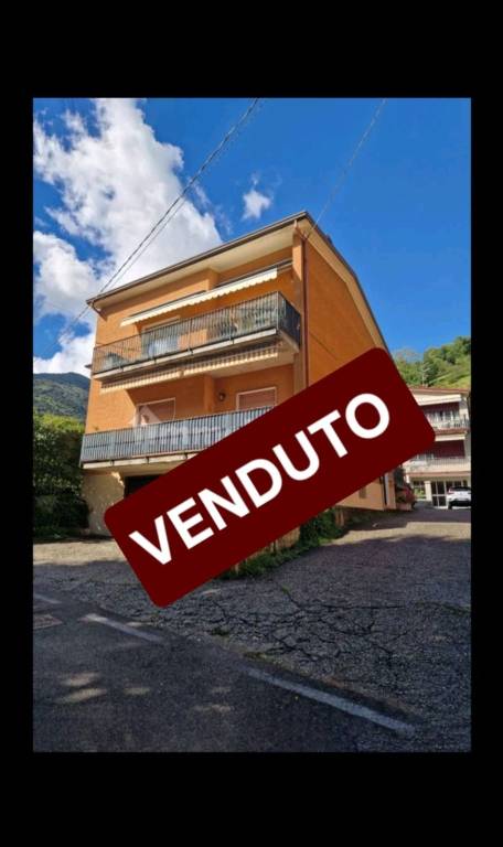 casa indipendente in vendita a Villa Carcina in zona Carcina