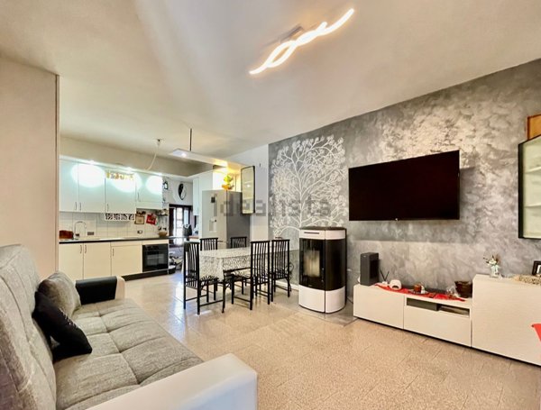 casa indipendente in vendita a Villa Carcina in zona Carcina