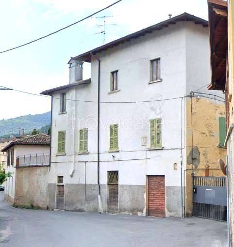casa indipendente in vendita a Villa Carcina in zona Carcina