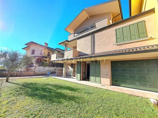 casa indipendente in vendita a Villa Carcina in zona Villa