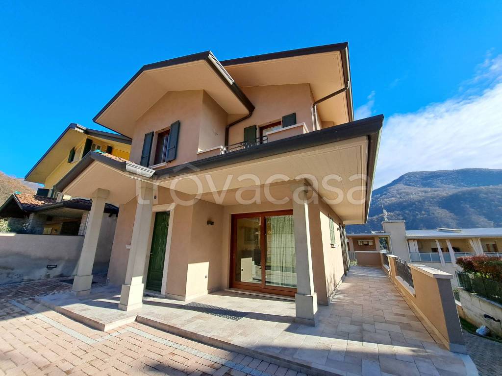 casa indipendente in vendita a Villa Carcina in zona Villa