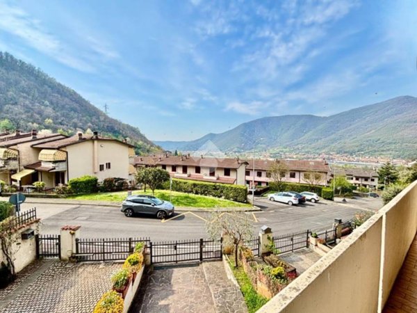 casa indipendente in vendita a Villa Carcina in zona Carcina