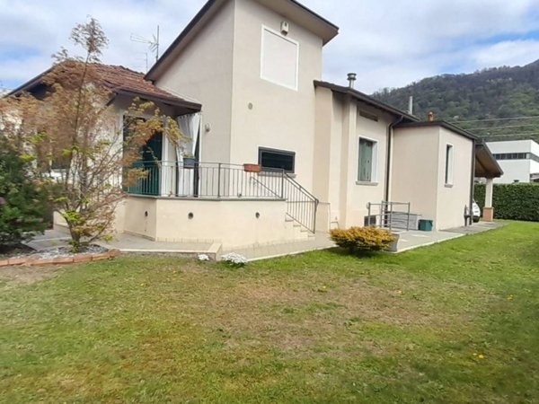 casa indipendente in vendita a Villa Carcina in zona Villa