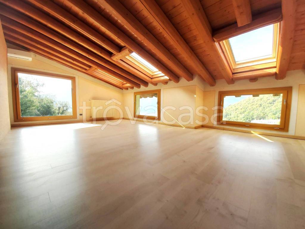 casa indipendente in vendita a Villa Carcina in zona Villa