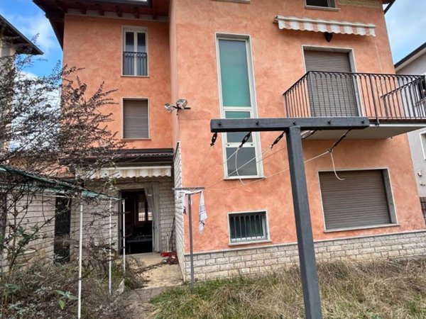 casa indipendente in vendita a Villa Carcina in zona Villa