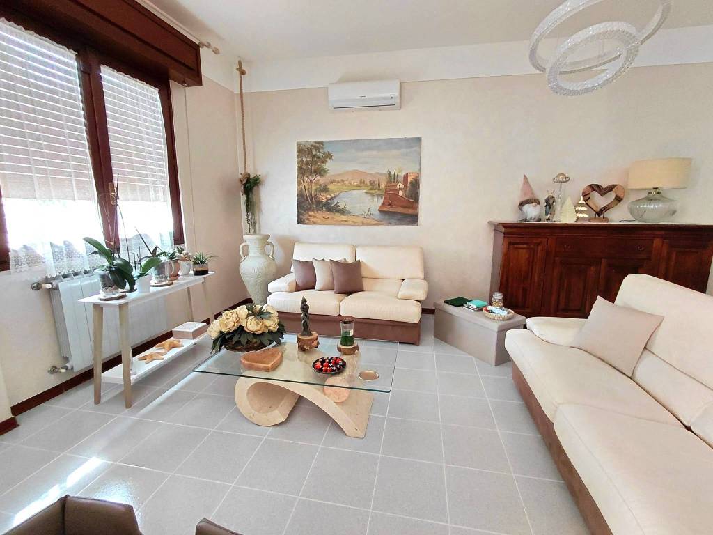 casa indipendente in vendita a Villa Carcina in zona Villa