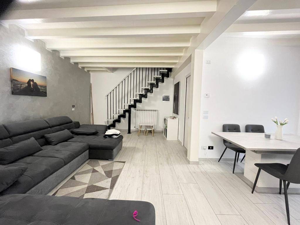 casa indipendente in vendita a Villa Carcina