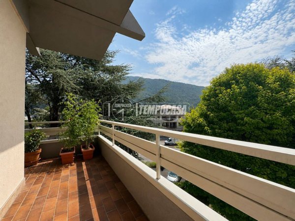 appartamento in vendita a Villa Carcina in zona Cogozzo