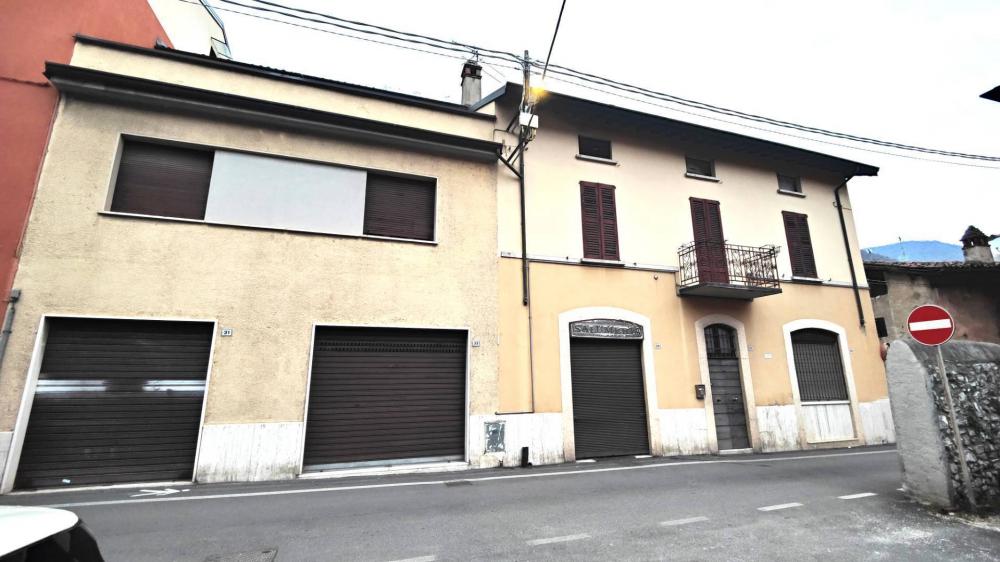 casa indipendente in vendita a Villa Carcina in zona Villa