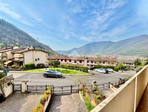casa indipendente in vendita a Villa Carcina in zona Carcina