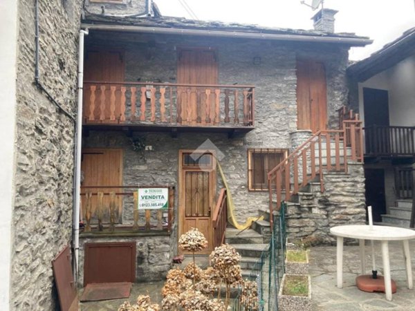 appartamento in vendita a Chialamberto
