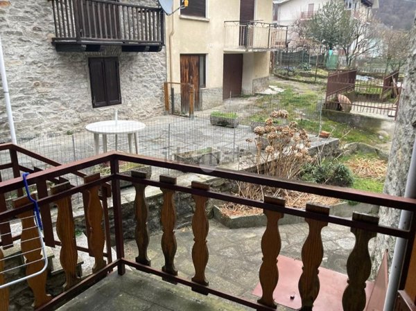 appartamento in vendita a Chialamberto