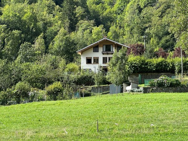 casa indipendente in vendita a Chialamberto