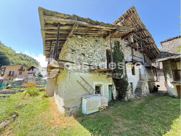 casa indipendente in vendita a Chialamberto