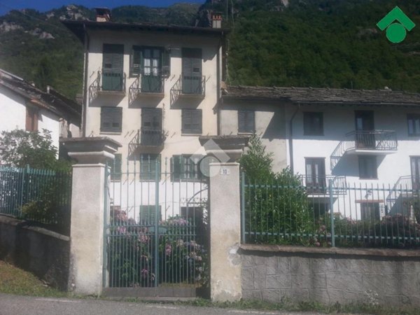 appartamento in vendita a Chialamberto