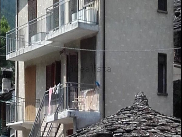 appartamento in vendita a Chialamberto in zona Breno