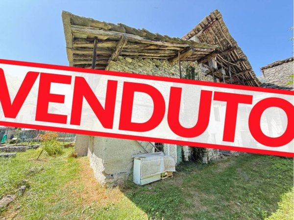 casa indipendente in vendita a Chialamberto