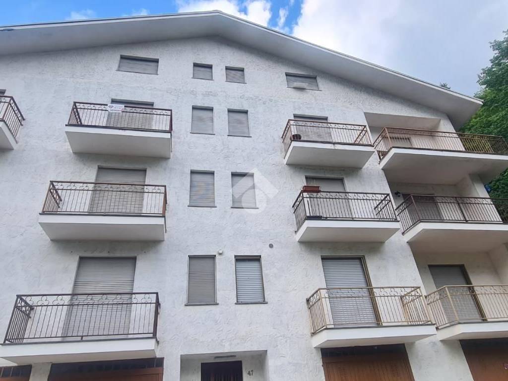 appartamento in vendita a Chialamberto in zona Breno