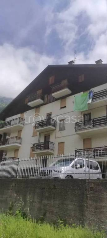 appartamento in vendita a Chialamberto