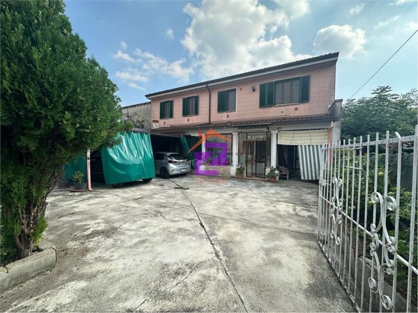 casa indipendente in vendita a Villachiara