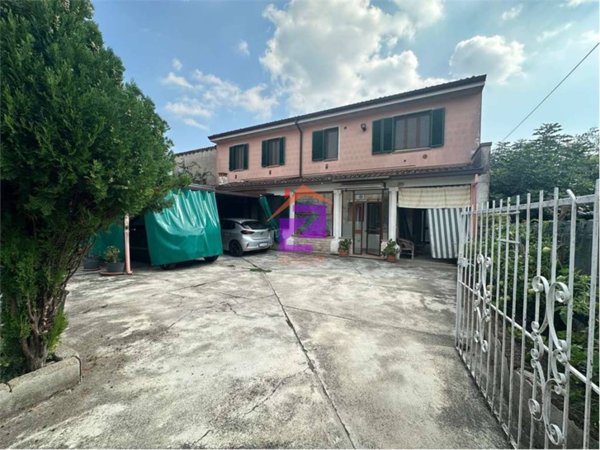 casa indipendente in vendita a Villachiara