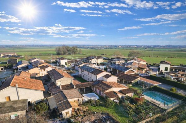 casa indipendente in vendita a Villachiara in zona Bompensiero