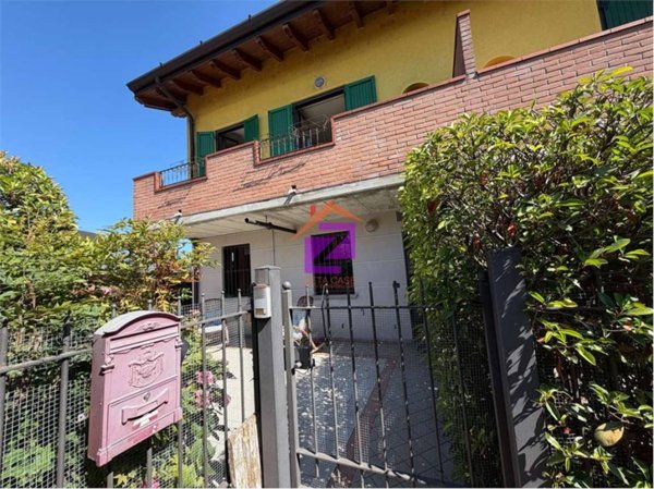 casa indipendente in vendita a Villachiara in zona Villabuona