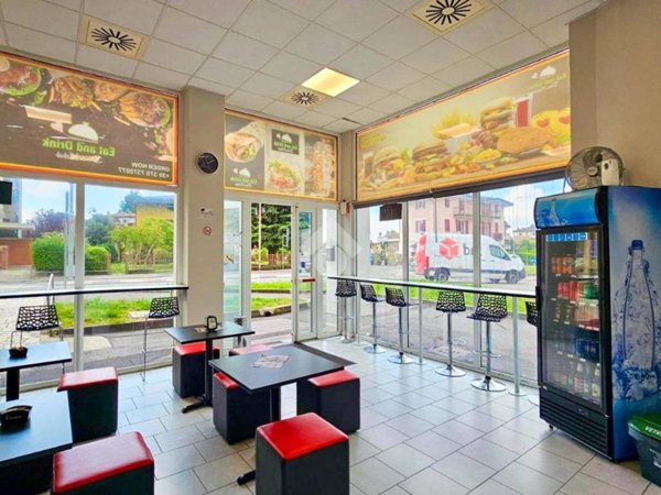 negozio in vendita a Villanuova sul Clisi