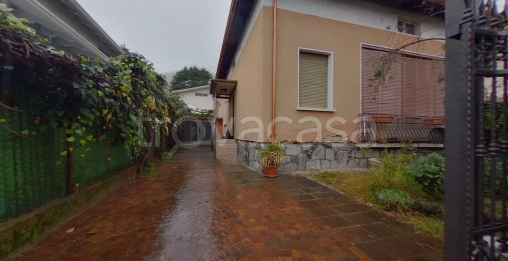 casa indipendente in vendita a Villanuova sul Clisi